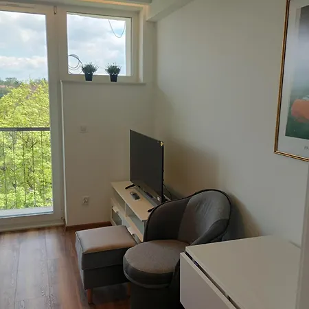 Apartment Moniuszki 4 *