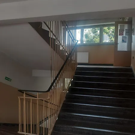 Apartment Moniuszki 4 *