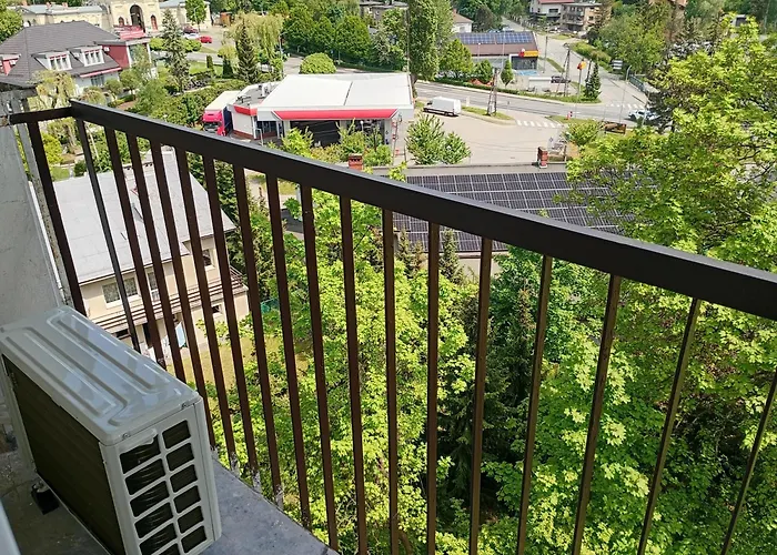 Apartment Moniuszki 4 *